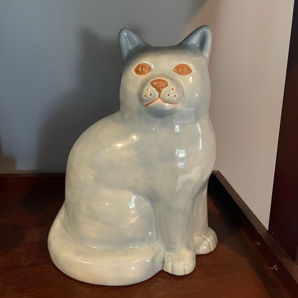 Blue ceramic cat